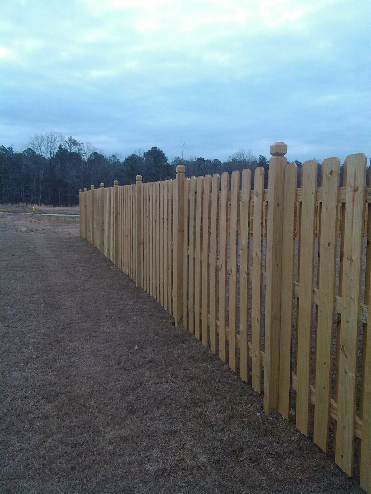 Shadowbox Straight fence installed by Shelby Fence Company in Alabaster, AL
